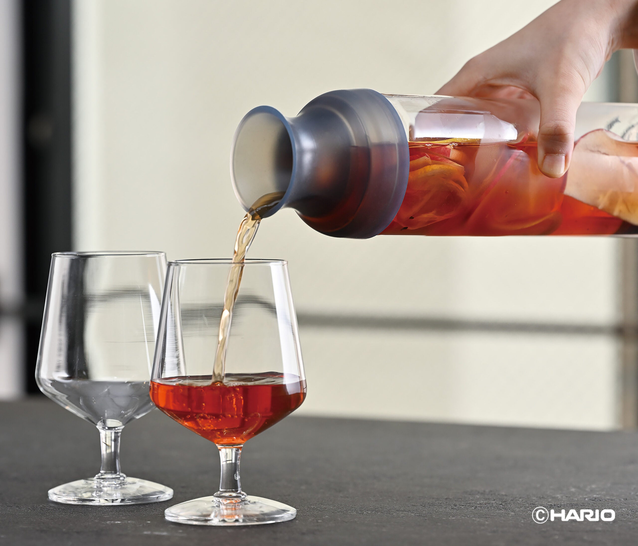 Hario Filter in Carafe