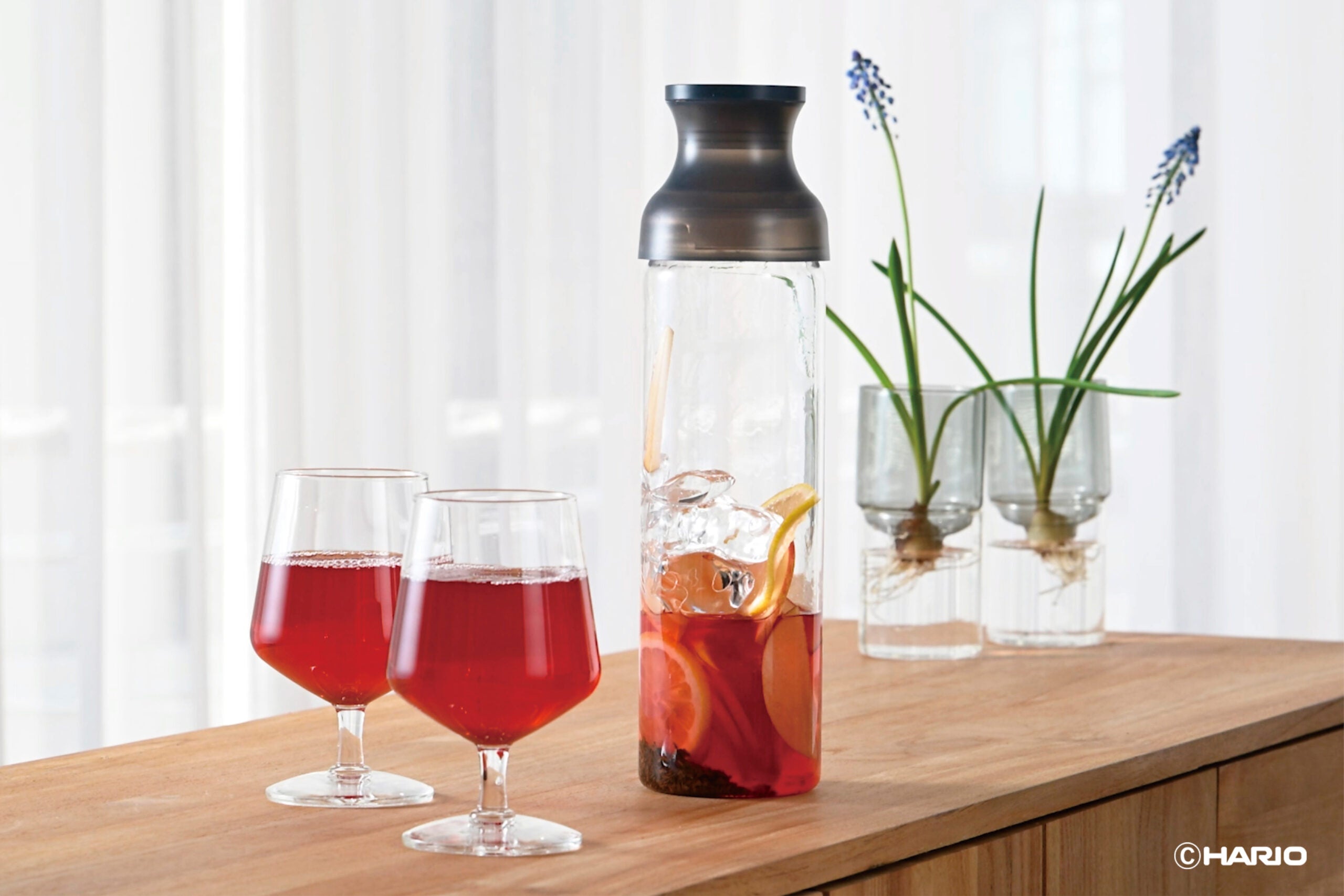 Hario Filter in Carafe